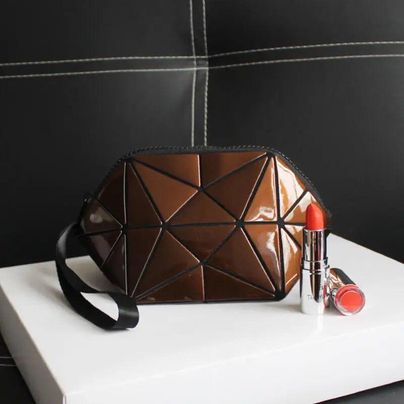 Women's Clutches New Luminous Wallets Clutch Bags Fashion Female Geometric Purses Casual Rhombic Pattern Shell Makeup Handbags